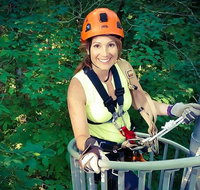 Fully Guided Zipline Canopy Tour through Kentucky River Palisades - Accommodation San Jose