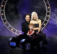Garry  Janine Carson Escape Reality Branson Magic Dinner Show - Accommodation San Jose