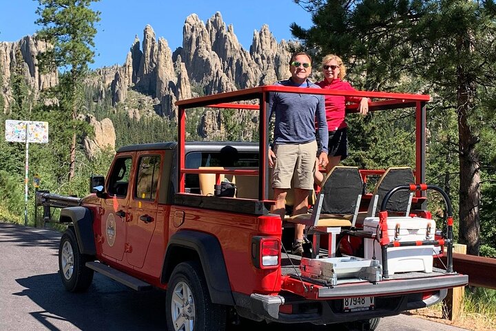 Private - Group Jeep Bison Safari - 